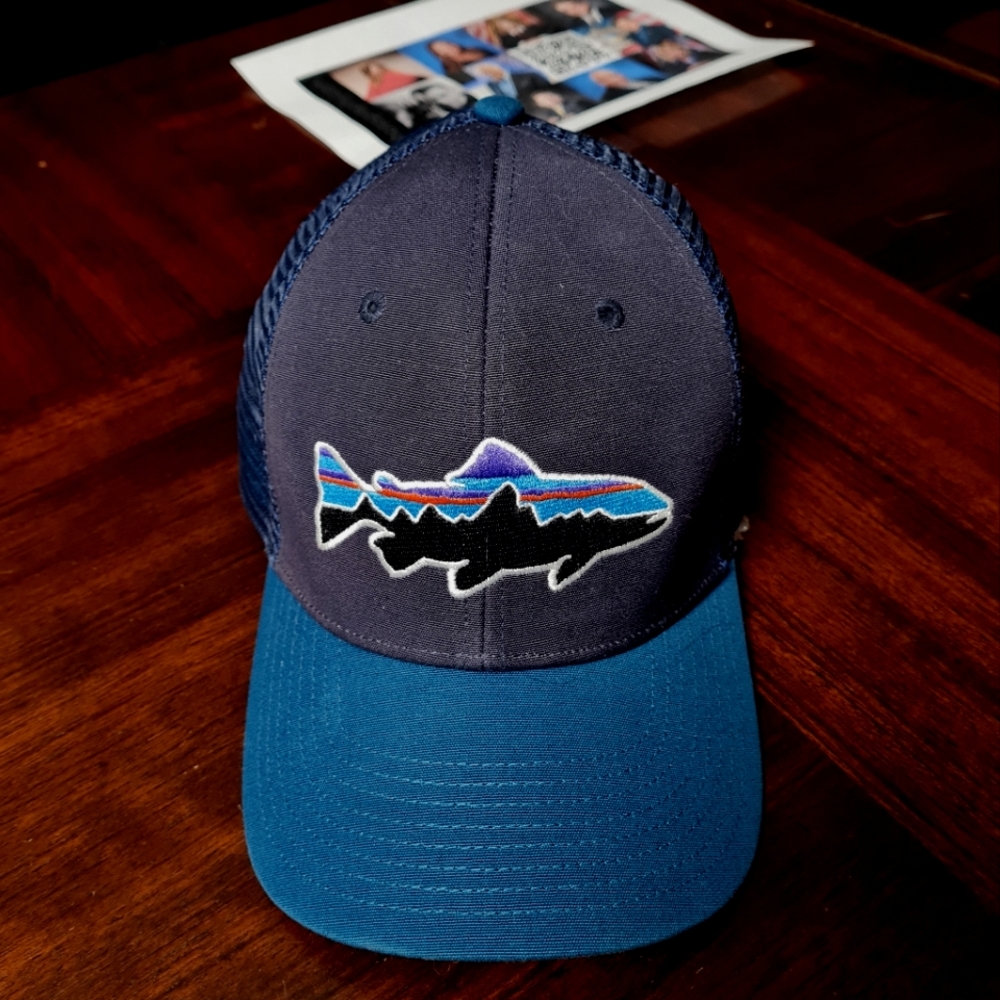 Patagonia Fitz Roy Trout Trucker Hat Teal Blue/ Dark Navy Blue Mesh Snap Back OS